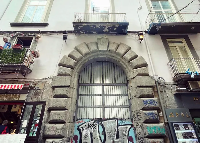 14 Fourteen Apartment